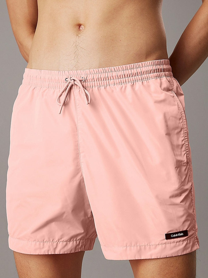 CK ESSENTIALS - MEDIUM DRAWSTRING