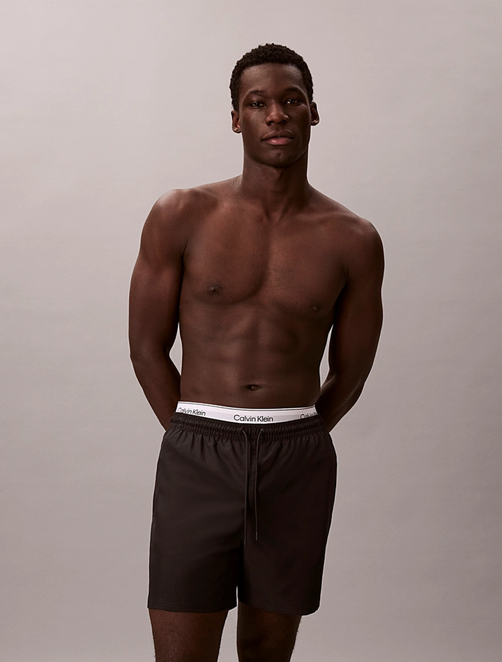 ESSENTIALS - MEDIUM DRAWSTRING