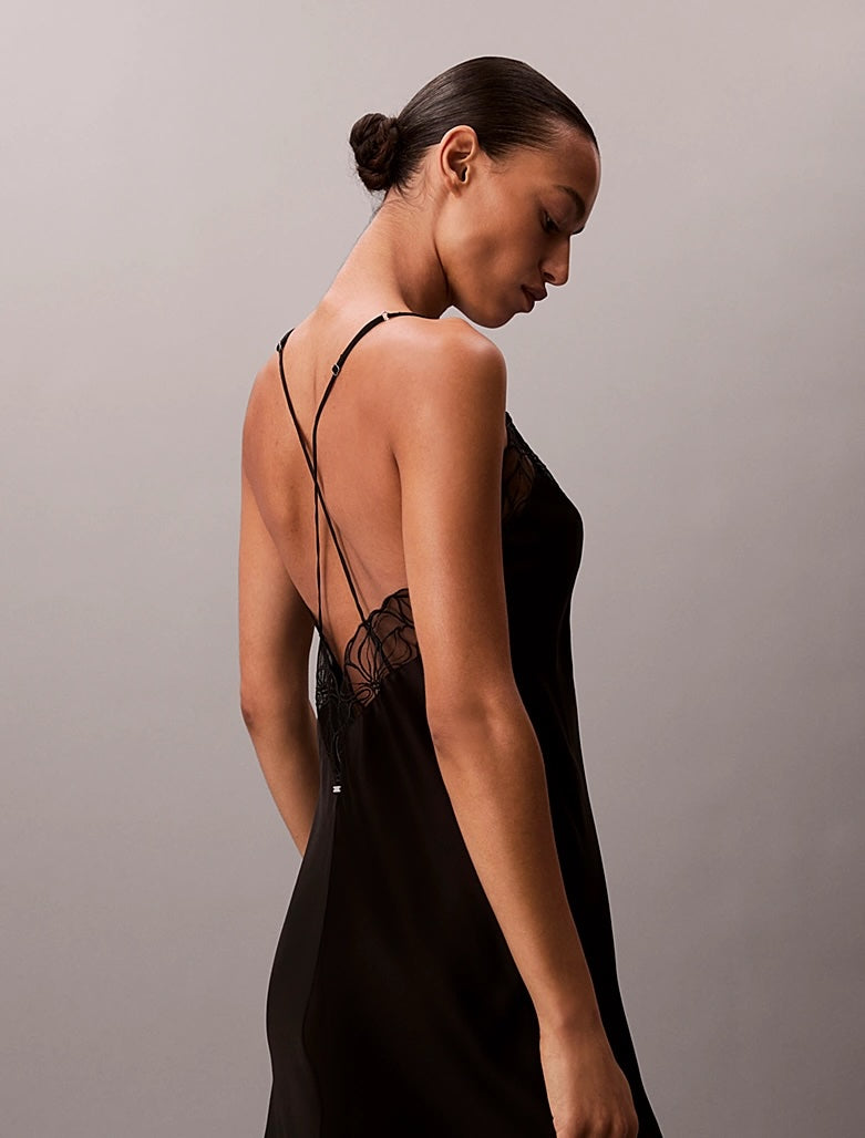 CK BLACK FLORAL LACE - ROBE