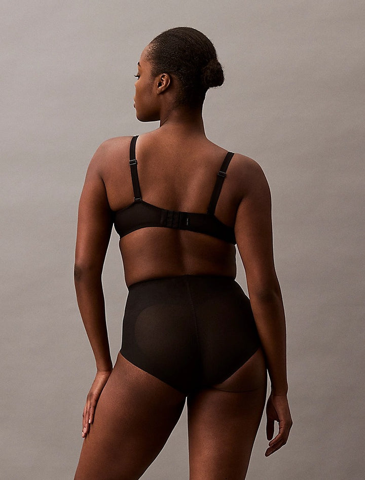 STAY PUT MESH - SCULPTED SHAPEWEAR BRIEF