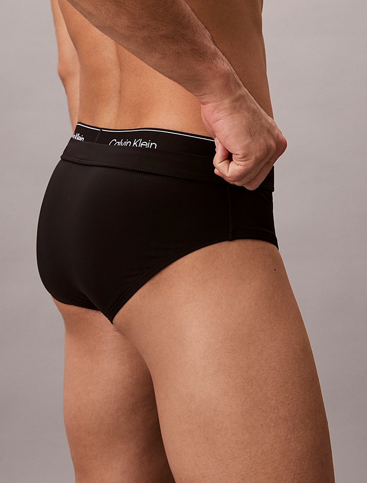 ESSENTIALS - DOUBLE WAISTBAND BRIEF