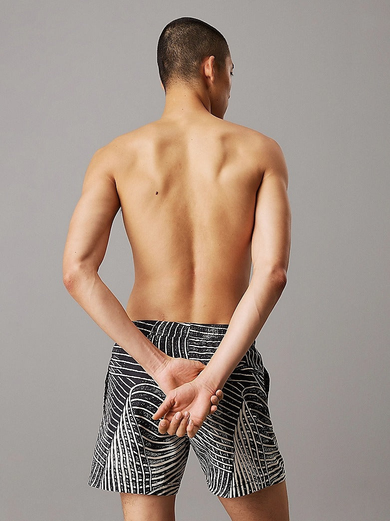 CK ESSENTIALS - MEDIUM DRAWSTRING