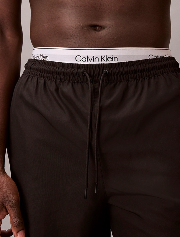 ESSENTIALS - MEDIUM DRAWSTRING