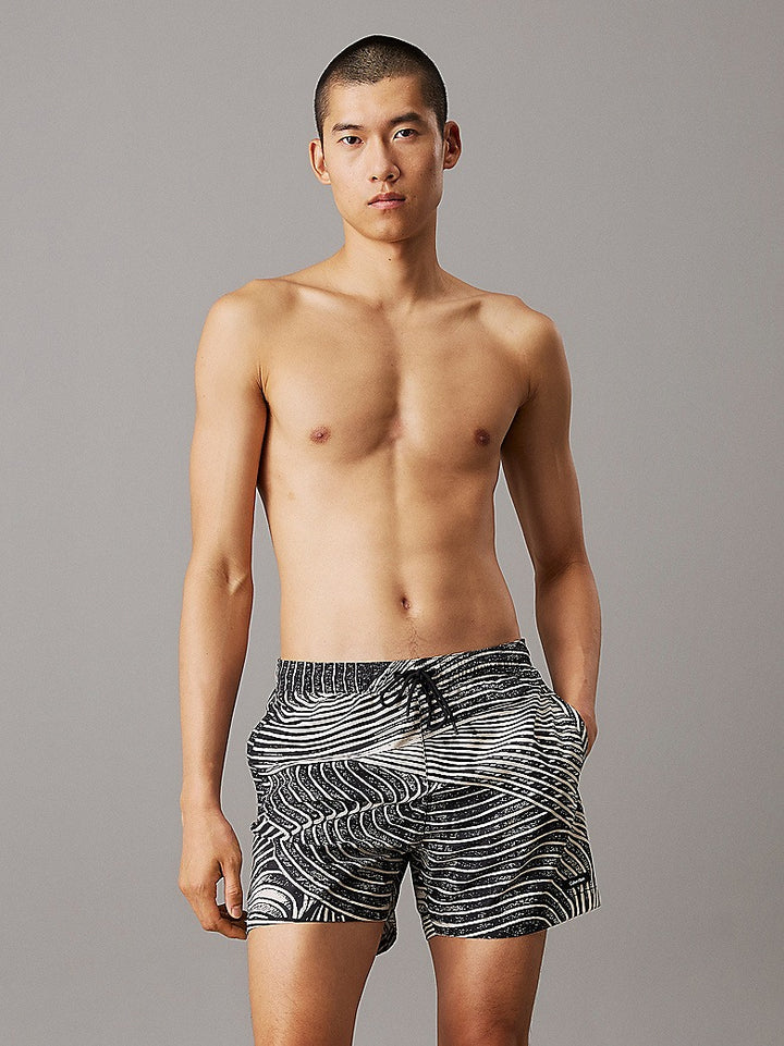 CK ESSENTIALS - MEDIUM DRAWSTRING